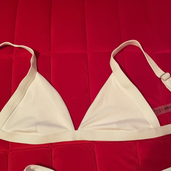 Bathing suit - Picture 4 of 5